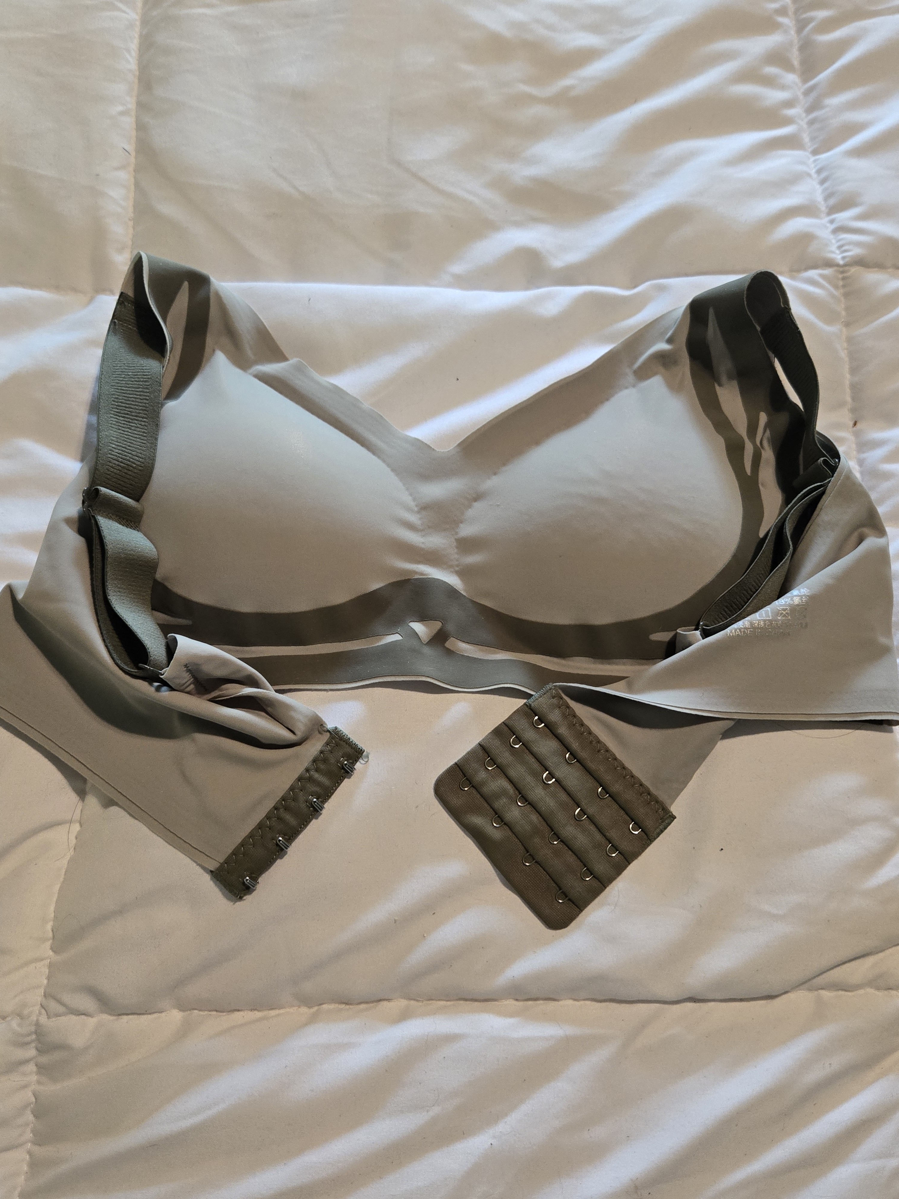 Seamless Wireless Bra In Olive Green Lifting And Smoothing*